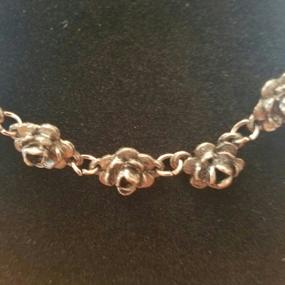 Necklace - Picture 2 of 3